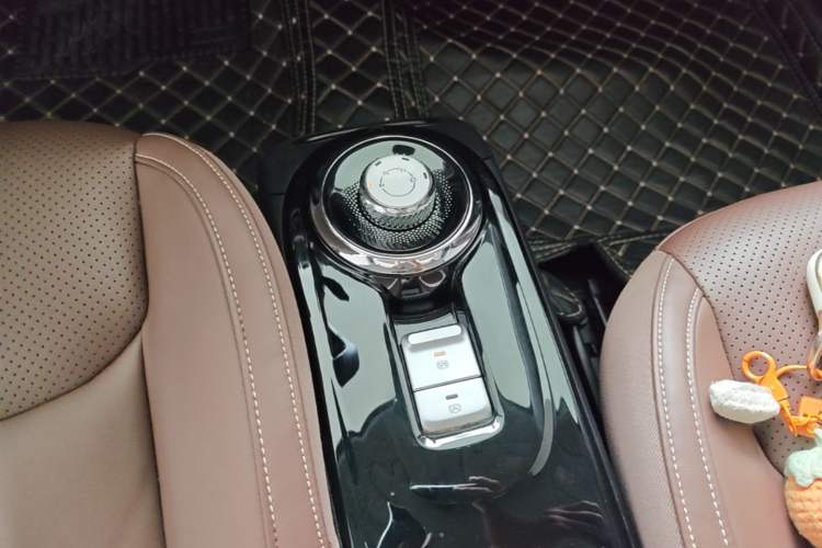 Used Wuling Bingo 2023 410 km Lingxi Deluxe Edition Gear Lever