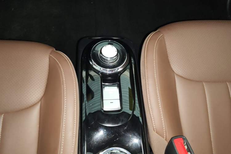 Used Wuling Bingo 2023 410 km Lingxi Deluxe Edition Gear Lever