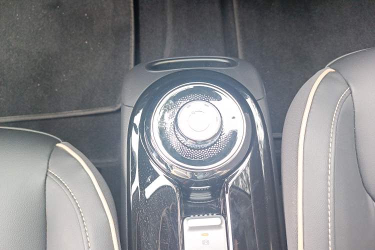 Used Wuling Bingo 2023 333 km Enjoyment Version Gear Lever