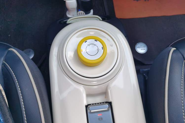 Used Wuling Bingo 2023 333 km Enjoyment Version Gear Lever