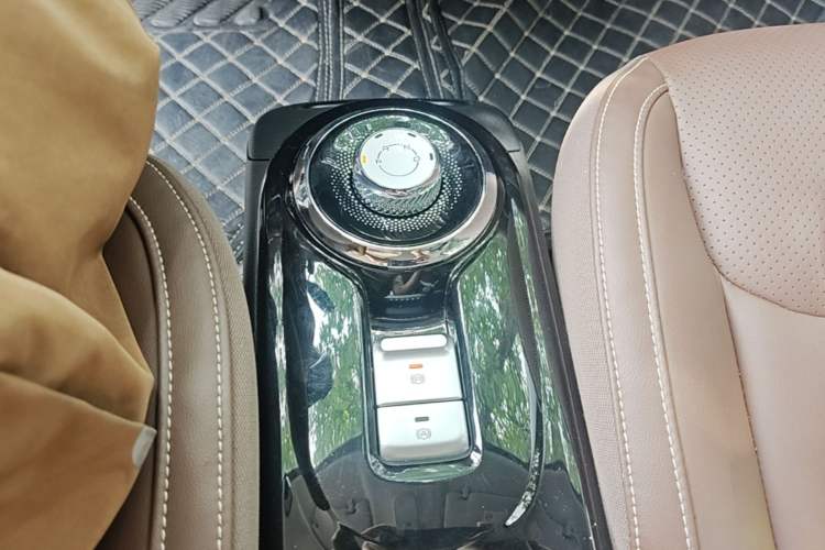 Used Wuling Bingo 2023 410 km Lingxi Deluxe Edition Gear Lever