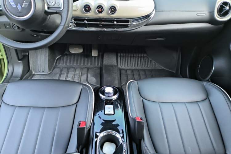 Used Wuling Bingo 2023 333 km Lingxi Connected+ Version Gear Lever