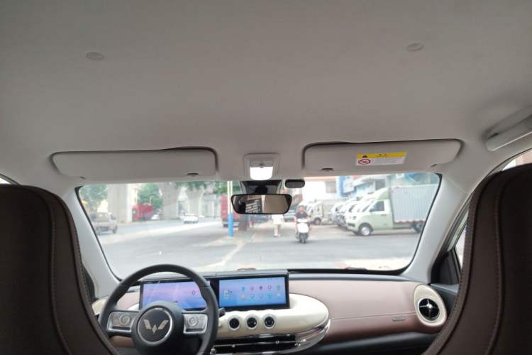 Used Wuling Bingo 2023 410 km Lingxi Deluxe Edition Headliner