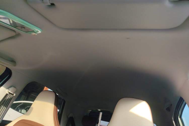 Used Wuling Bingo 2023 410 km Lingxi Deluxe Edition Headliner