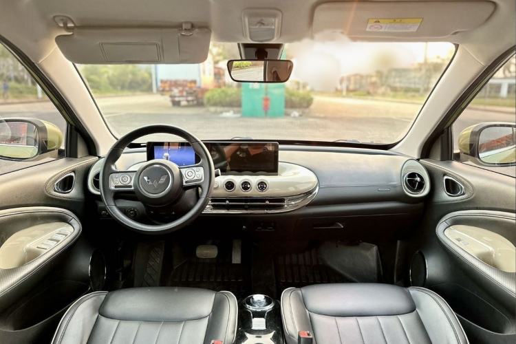 Used Wuling Bingo 2023 333 km Enjoyment Version Interior 1