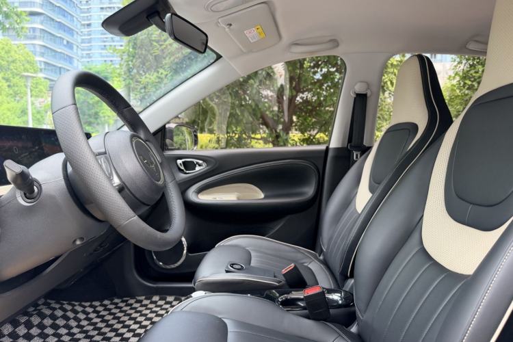 Used Wuling Bingo 2023 333 km Lingxi Connected Version Interior 2
