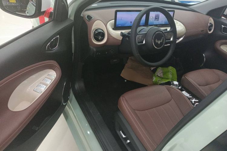 Used Wuling Bingo 2023 410 km Lingxi Deluxe Edition Interior 3