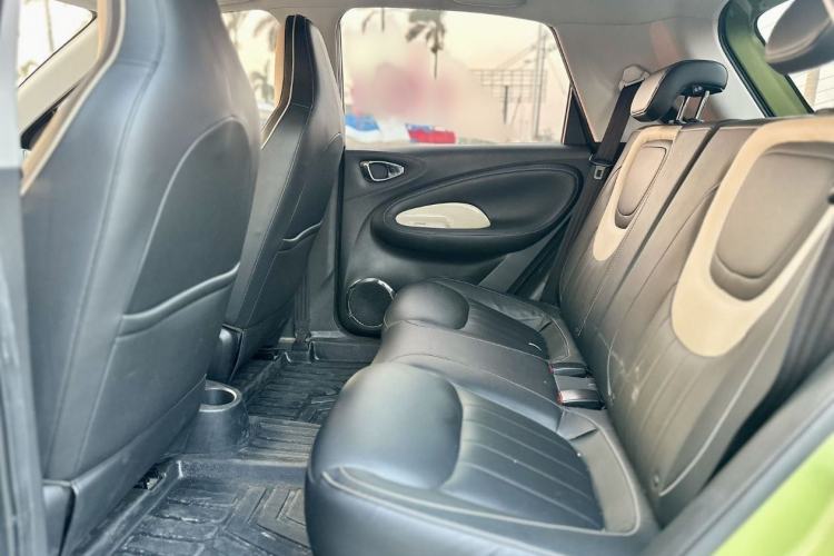 Used Wuling Bingo 2023 333 km Enjoyment Version Interior 4