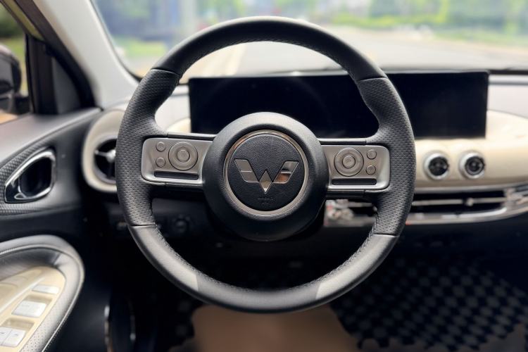 Used Wuling Bingo 2023 333 km Lingxi Connected Version Interior 4