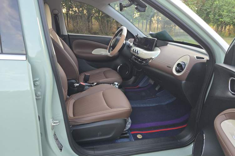 Used Wuling Bingo 2023 410 km Lingxi Deluxe Edition Interior 5
