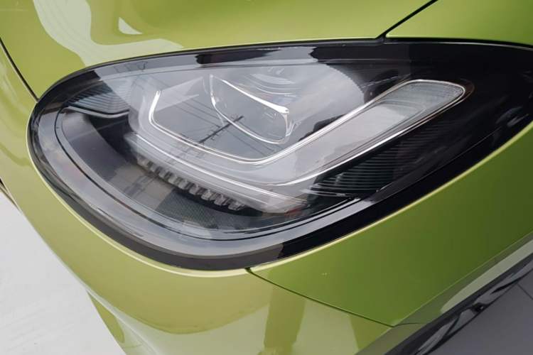 Used Wuling Bingo 2023 333 km Lingxi Connected Version Left Front Headlight