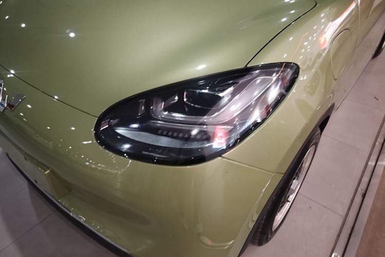 Used Wuling Bingo 2023 333 km Enjoyment Version Left Front Headlight