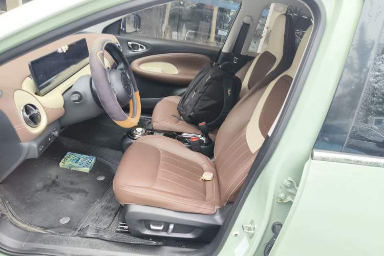 Used Wuling Bingo 2023 410 km Lingxi Deluxe Edition Left Front Seat
