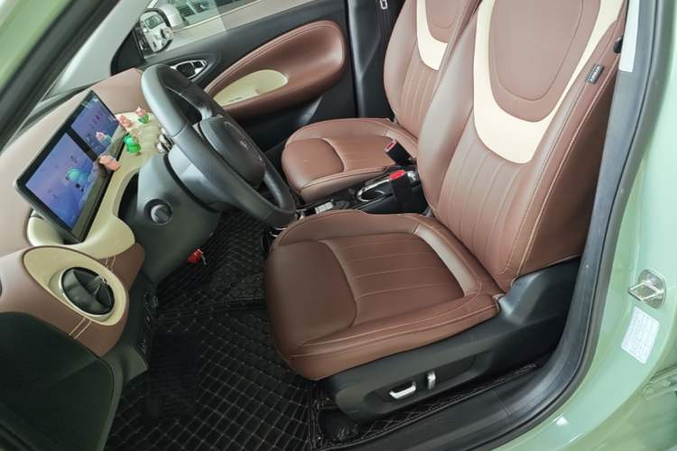 Used Wuling Bingo 2023 410 km Lingxi Deluxe Edition Left Front Seat