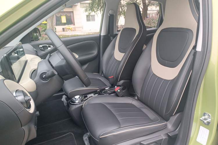 Used Wuling Bingo 2023 333 km Enjoyment Version Left Front Seat