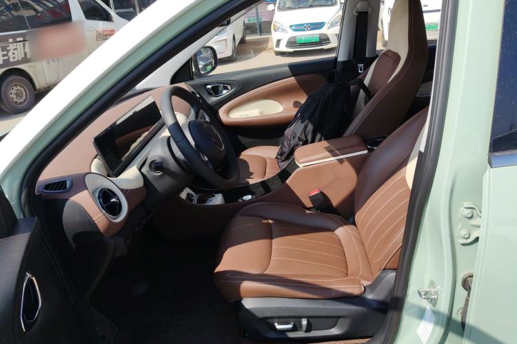 Used Wuling Bingo 2023 333 km Lingxi Connected+ Version Left Front Seat