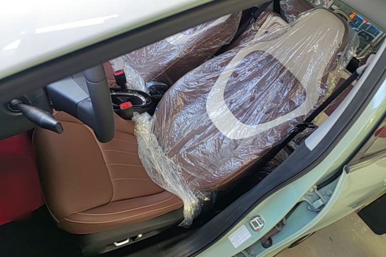 Used Wuling Bingo 2023 410 km Lingxi Deluxe Edition Left Front Seat