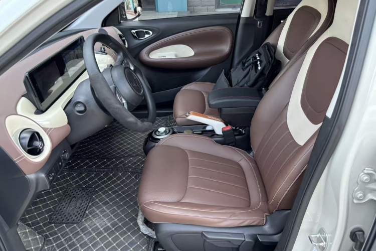 Used Wuling Bingo 2023 203km Comfort Edition Left Front Seat
