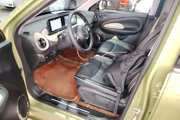 Used Wuling Bingo 2023 333 km Enjoyment Version Left Front Seat