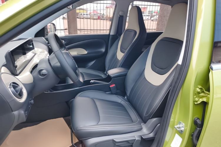 Used Wuling Bingo 2023 203km Comfort Edition Left Front Seat