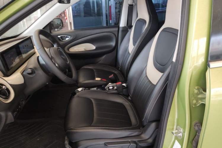 Used Wuling Bingo 2023 333 km Enjoyment Version Left Front Seat