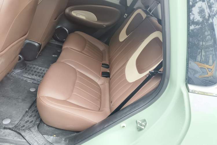 Used Wuling Bingo 2023 410 km Lingxi Deluxe Edition Left Rear Seat