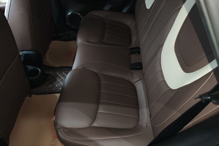 Used Wuling Bingo 2023 333 km Enjoyment Version Left Rear Seat