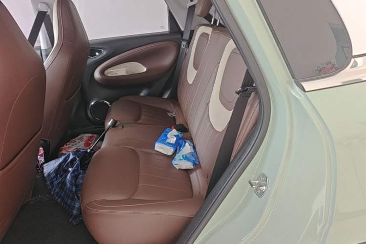 Used Wuling Bingo 2023 333 km Enjoyment Version Left Rear Seat