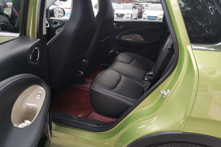 Used Wuling Bingo 2023 333 km Lingxi Connected Version Left Rear Seat