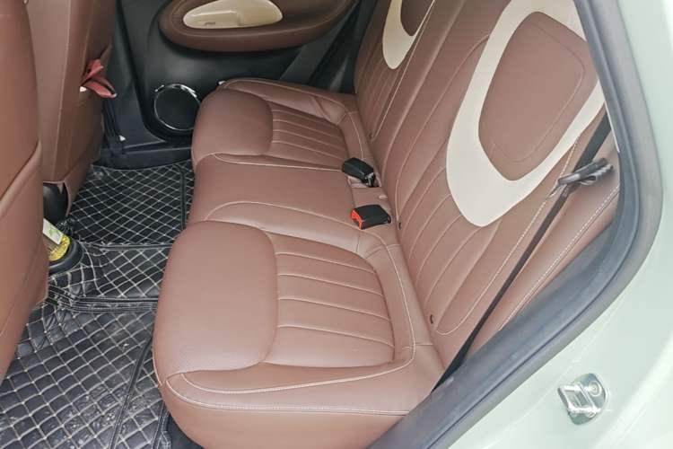 Used Wuling Bingo 2023 410 km Lingxi Deluxe Edition Left Rear Seat