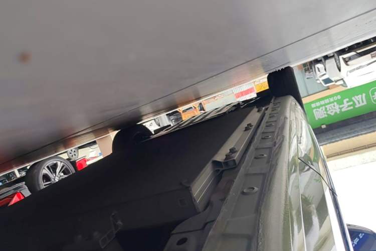 Used Wuling Bingo 2023 333 km Lingxi Connected Version Left Side Sill