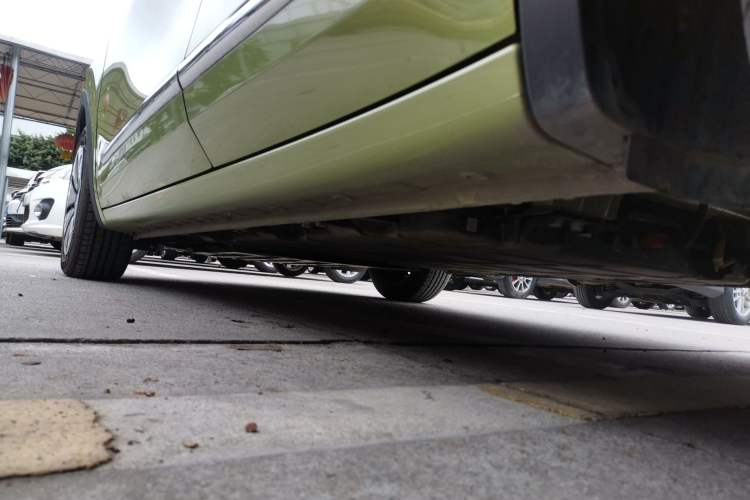 Used Wuling Bingo 2023 333 km Lingxi Connected Version Left Side Sill