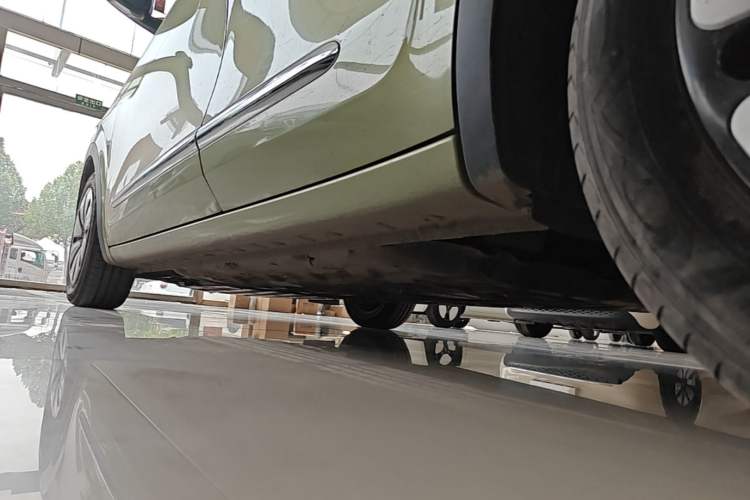 Used Wuling Bingo 2023 333 km Lingxi Connected Version Left Side Sill