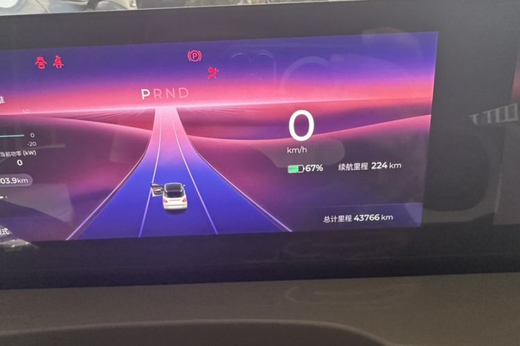 Used Wuling Bingo 2023 333 km Lingxi Connected+ Version Odometer Close Up