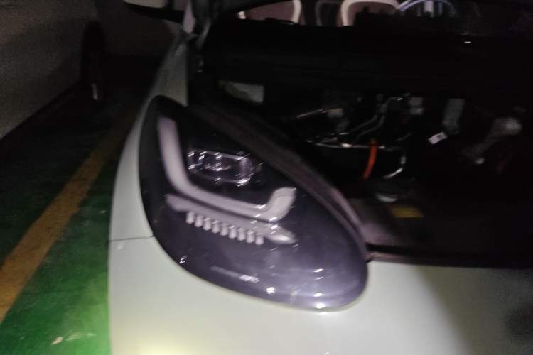 Used Wuling Bingo 2023 410 km Lingxi Deluxe Edition Right Front Headlight