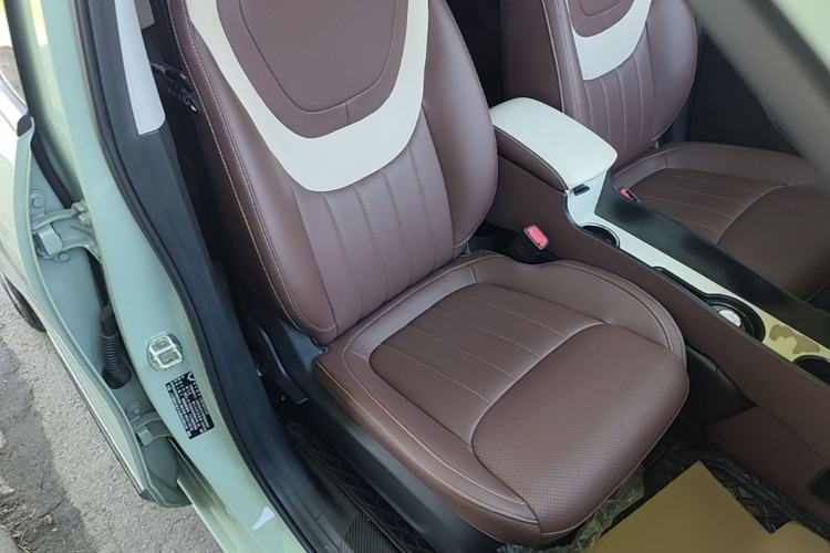 Used Wuling Bingo 2023 410 km Lingxi Deluxe Edition Right Front Seat