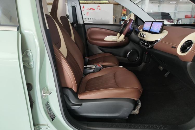 Used Wuling Bingo 2023 410 km Lingxi Deluxe Edition Right Front Seat
