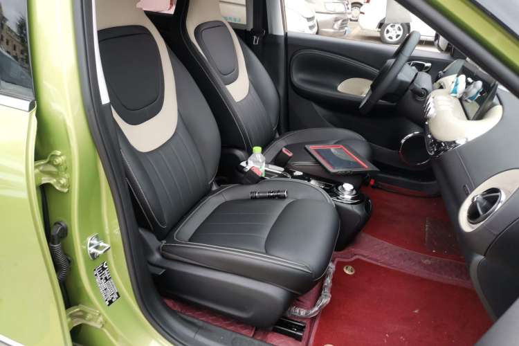 Used Wuling Bingo 2023 333 km Lingxi Connected Version Right Front Seat