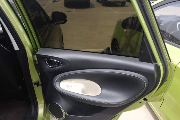 Used Wuling Bingo 2023 333 km Lingxi Connected Version Right Rear Door Interior
