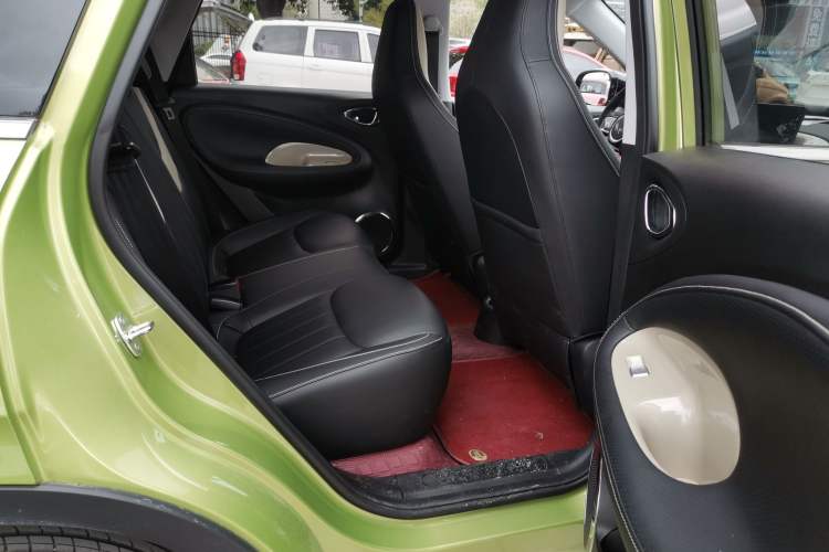 Used Wuling Bingo 2023 333 km Lingxi Connected Version Right Rear Seat