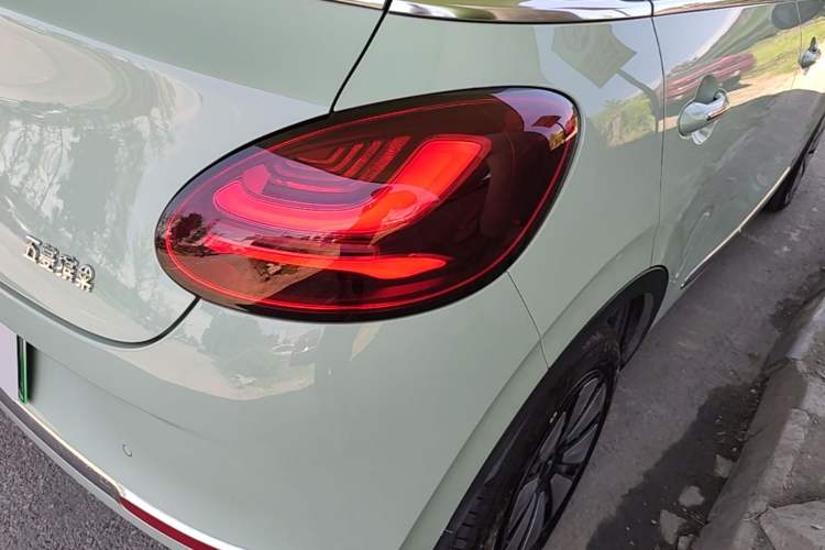 Used Wuling Bingo 2023 410 km Lingxi Deluxe Edition Right Rear Taillight