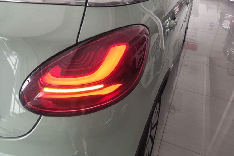 Used Wuling Bingo 2023 410 km Lingxi Deluxe Edition Right Rear Taillight