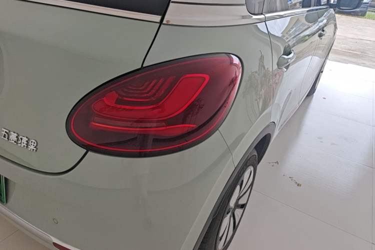 Used Wuling Bingo 2023 333 km Enjoyment Version Right Rear Taillight