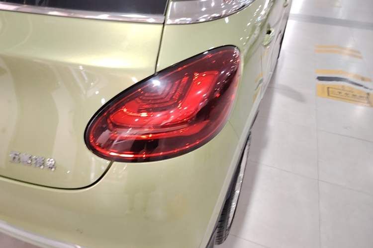 Used Wuling Bingo 2023 333 km Enjoyment Version Right Rear Taillight