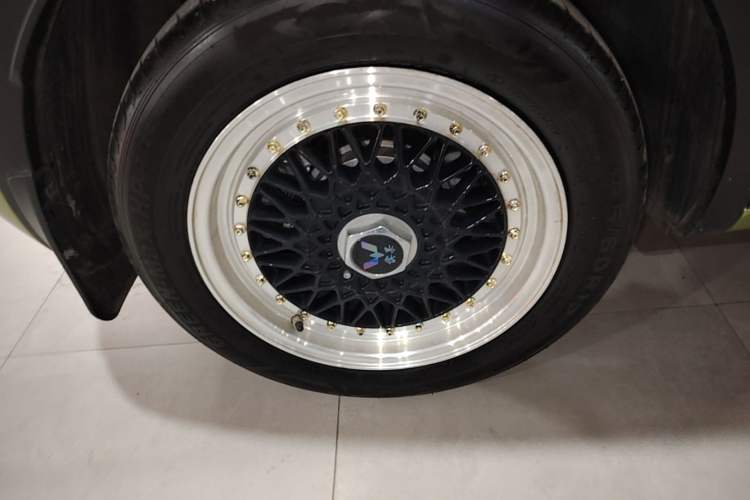 Used Wuling Bingo 2023 333 km Enjoyment Version Right Rear Wheel Hub