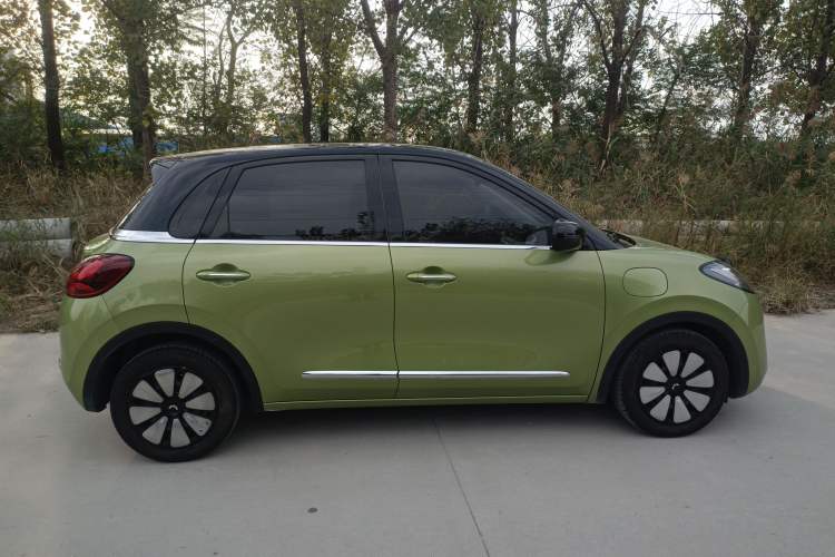 Used Wuling Bingo 2023 333 km Lingxi Connected Version Right Side