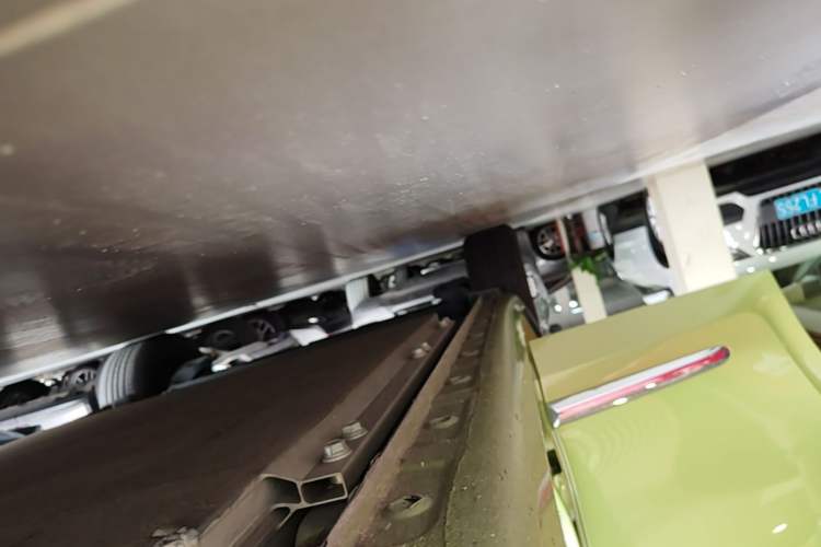 Used Wuling Bingo 2023 333 km Lingxi Connected Version Right Side Sill