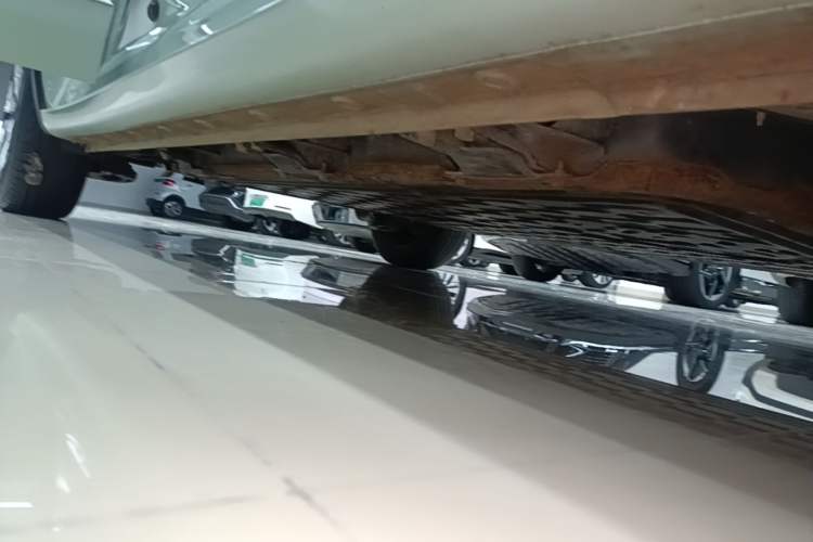 Used Wuling Bingo 2023 410 km Lingxi Deluxe Edition Right Side Sill