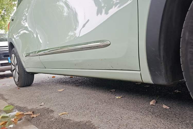 Used Wuling Bingo 2023 410 km Lingxi Deluxe Edition Right Side Sill