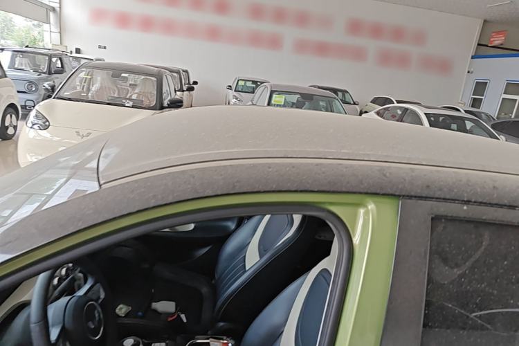 Used Wuling Bingo 2023 333 km Lingxi Connected Version Roof